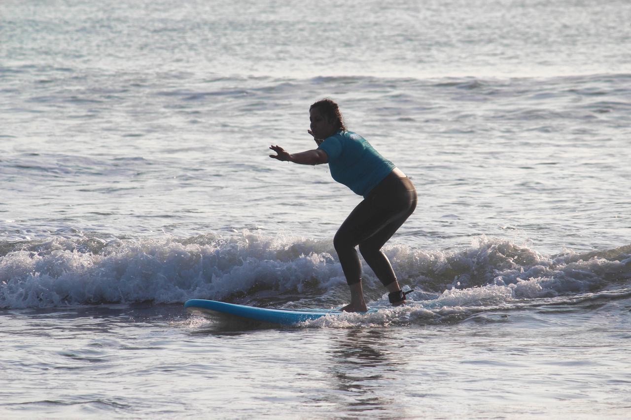 Surf lesson at Pondicherry Surf School