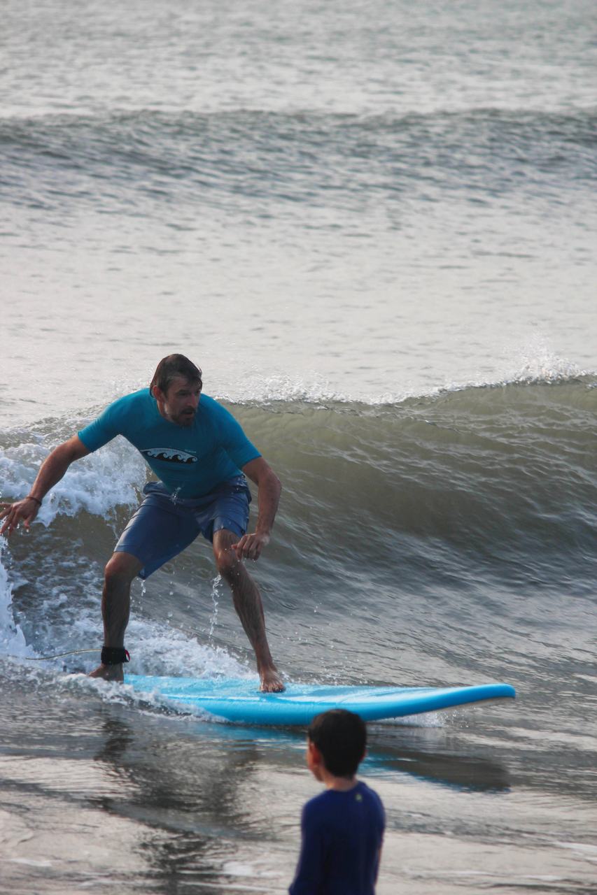 Surf lesson at Pondicherry Surf School